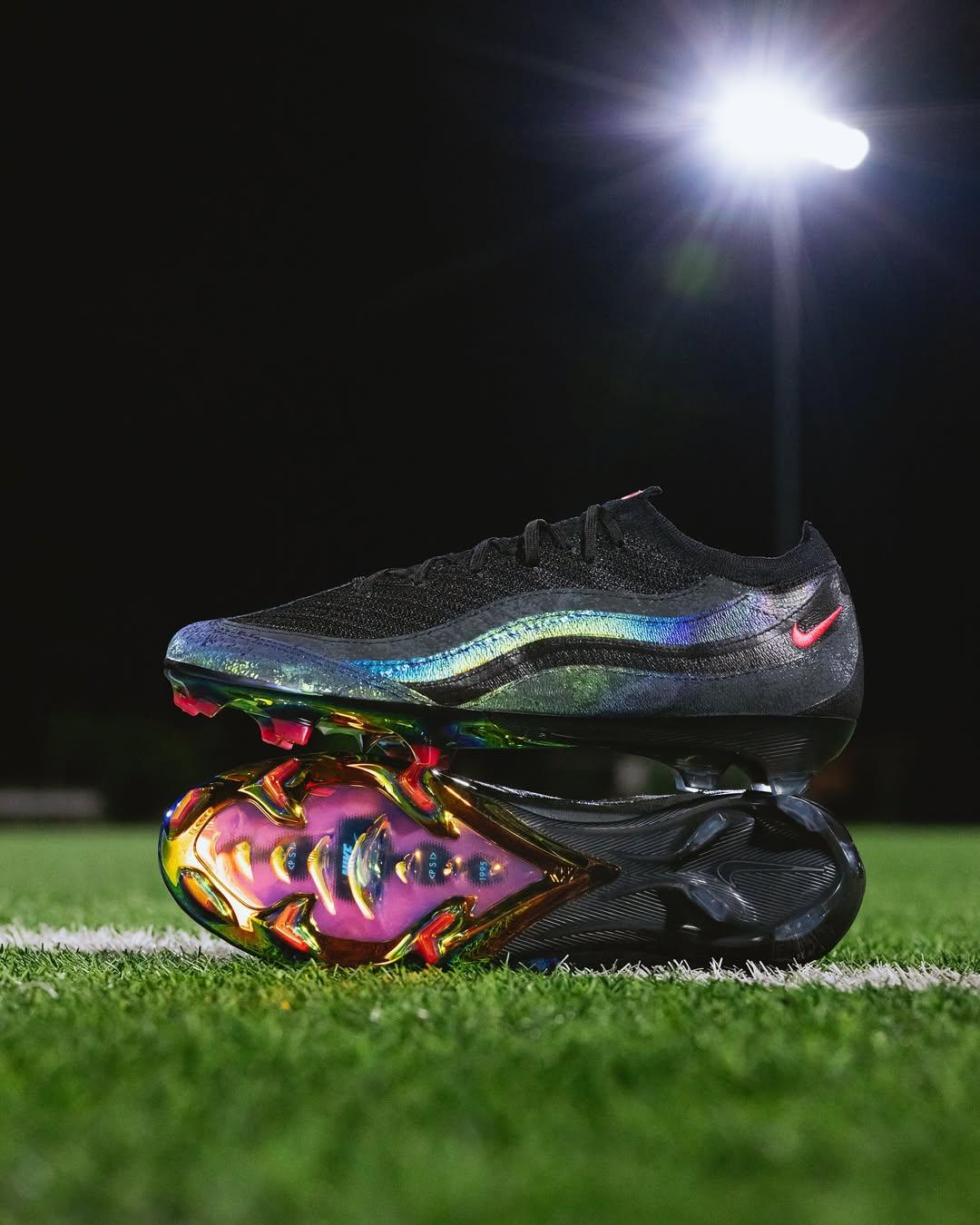 A Celebration of Icons Nike Mercurial Vapor 16 Elite x Air Max 95 SE