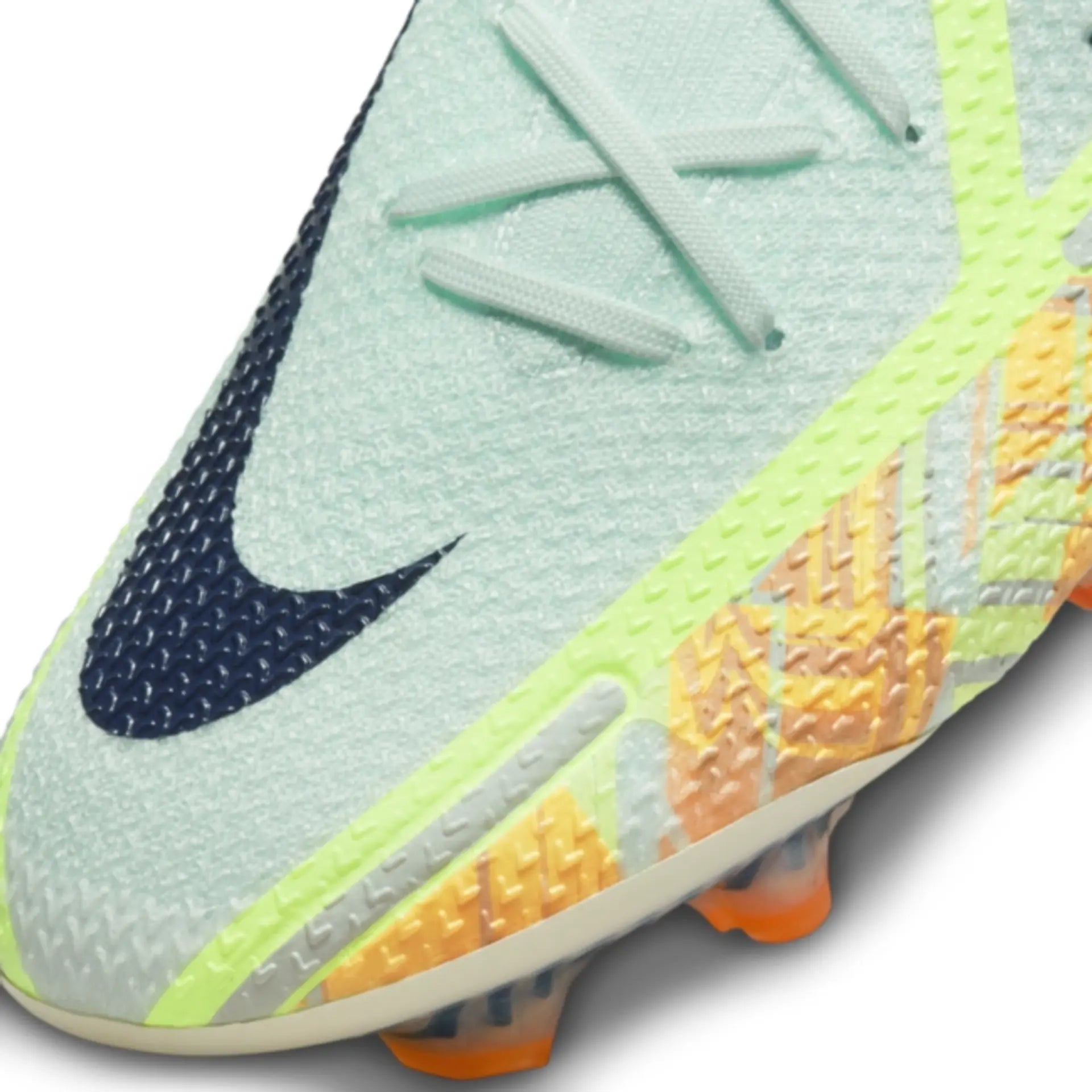 Nike Phantom GT2 Dynamic Fit Elite FG Soccer Cleats