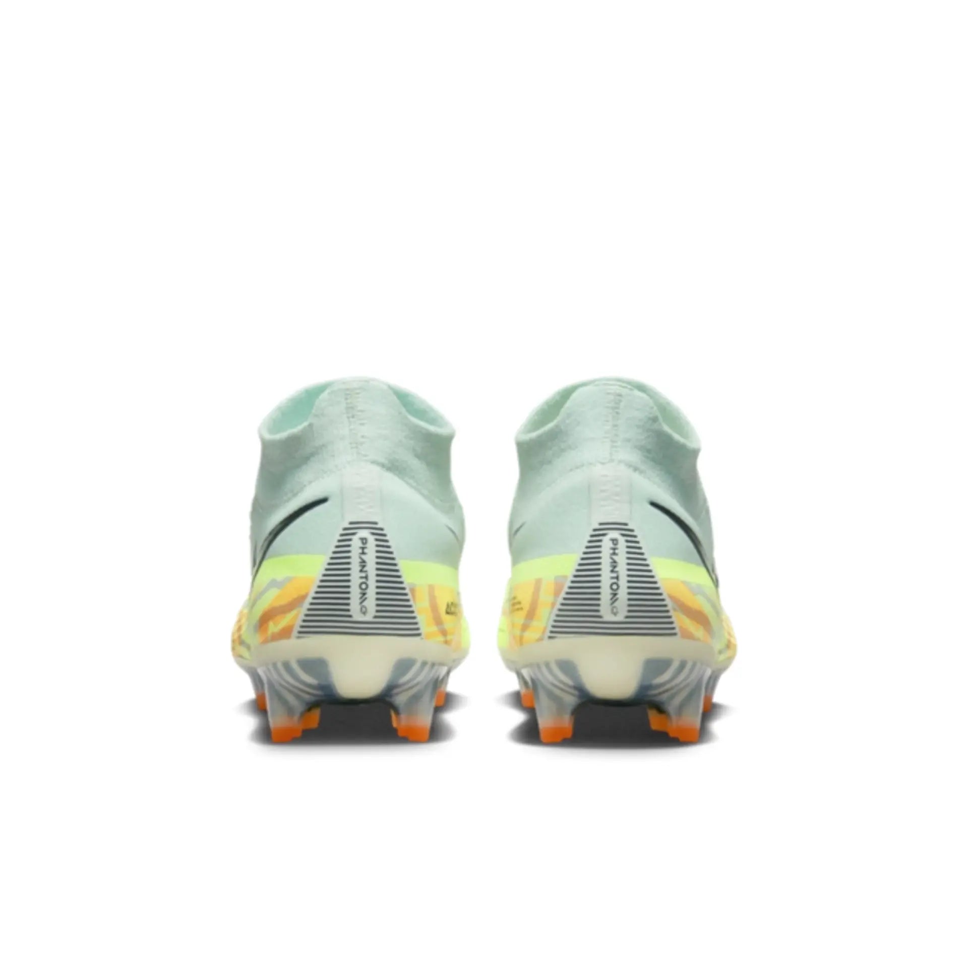 Nike Phantom GT2 Dynamic Fit Elite FG Soccer Cleats
