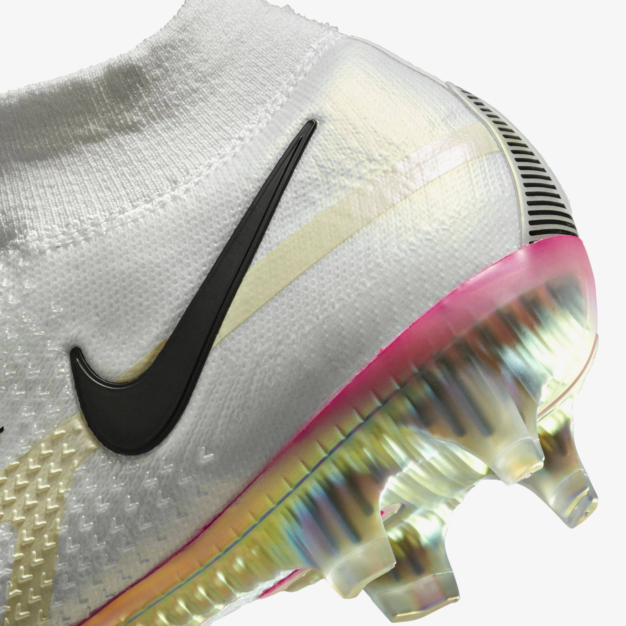 Nike Phantom GT2 Dynamic Fit Elite FG Soccer Shoes