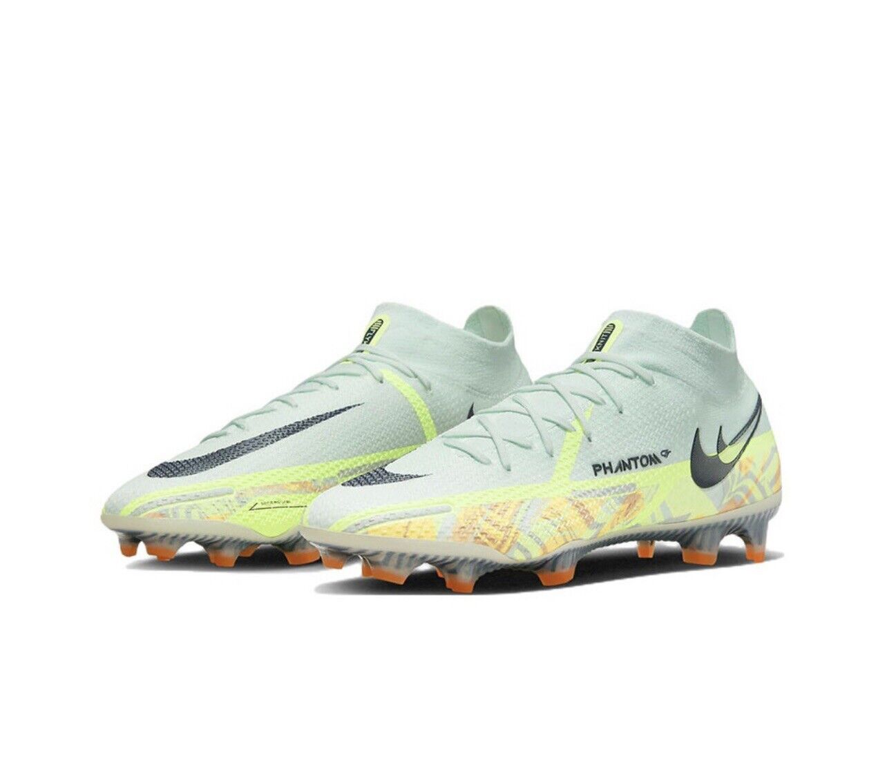 Nike Phantom GT2 Dynamic Fit Elite FG Soccer Cleats