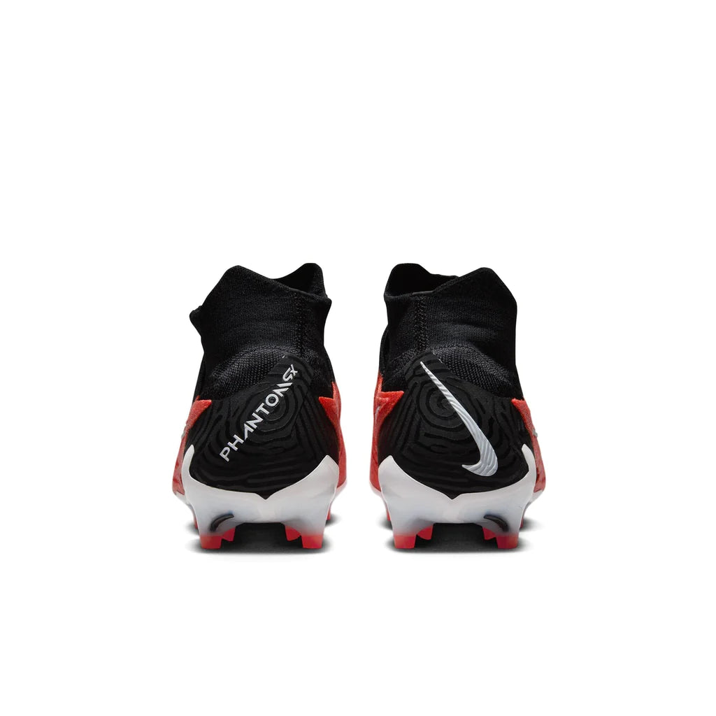 Nike Gripknit Phantom GX Elite Dynamic Fit FG football boots 2024
