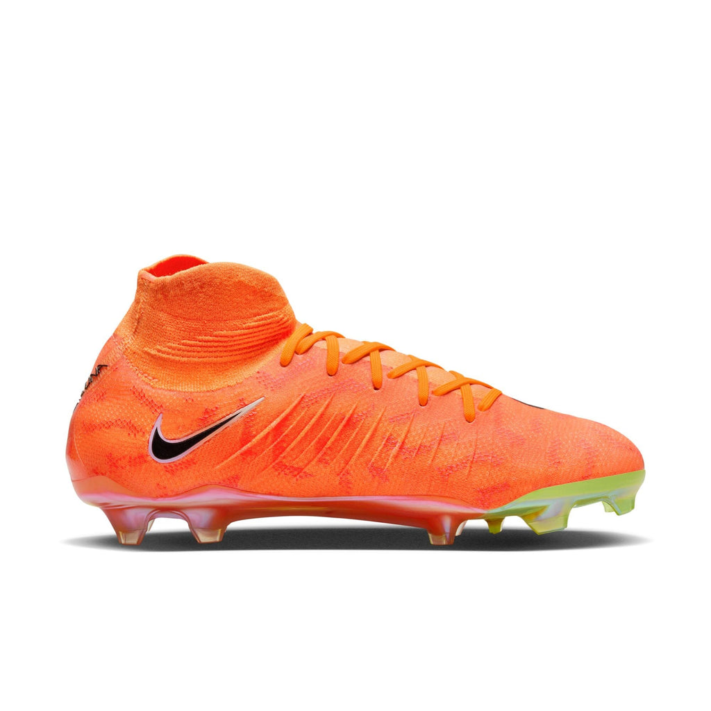 Nike Phantom Luna Elite FG football boots 2024