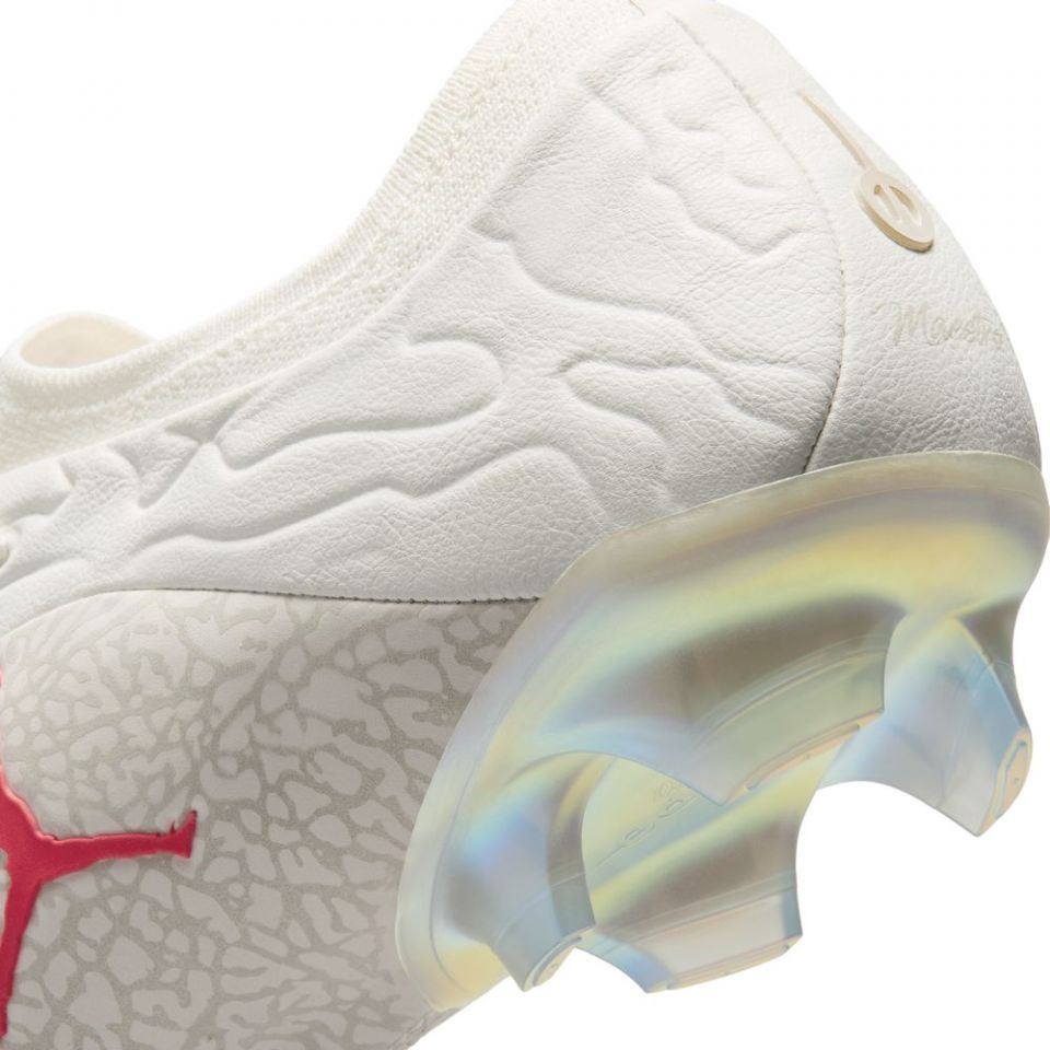 Jordan Tiempo Maestro Elite SE FG Low-Top Soccer Cleats