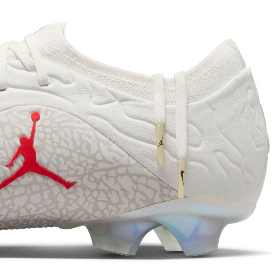 Jordan Tiempo Maestro Elite SE FG Low-Top Soccer Cleats